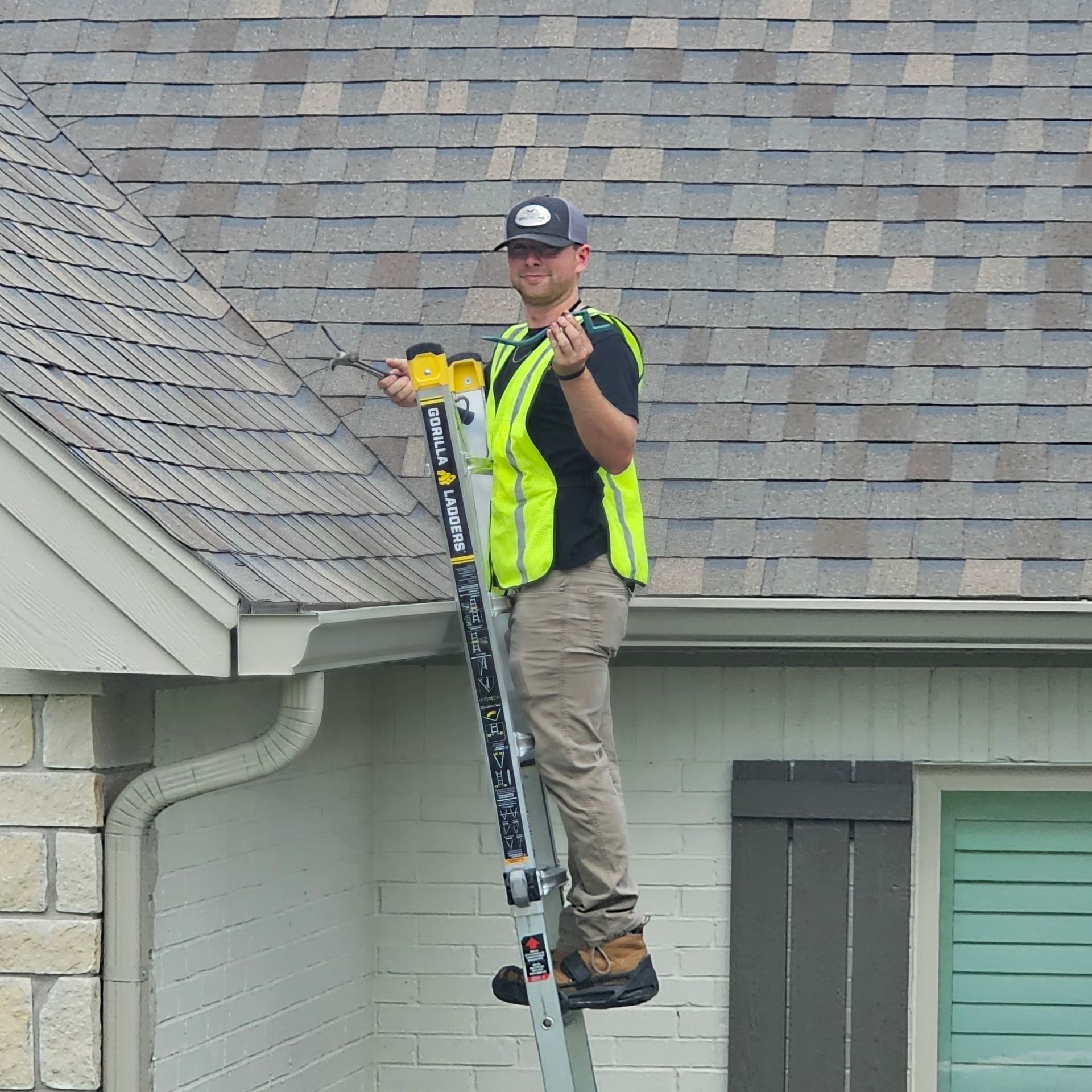 Precision Shingle Repairs with Specialty Tools